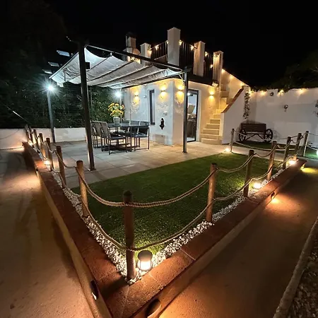 In Centro A Apartment Certaldo